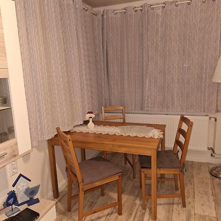 Haus Rosi Apartment Lutzerath Екстериор снимка