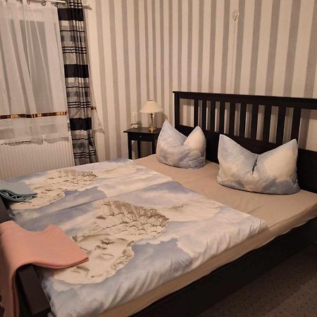 Haus Rosi Apartment Lutzerath Екстериор снимка